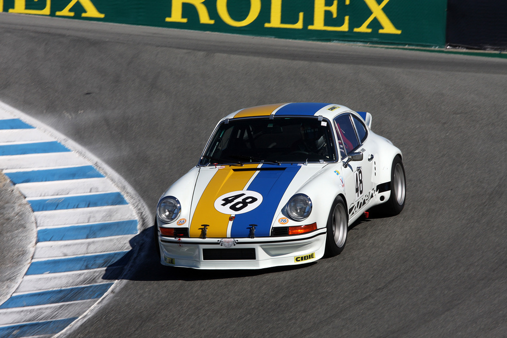 911 S 2.4 — Exterior