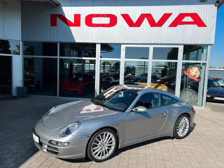 Targa 4 — Exterior