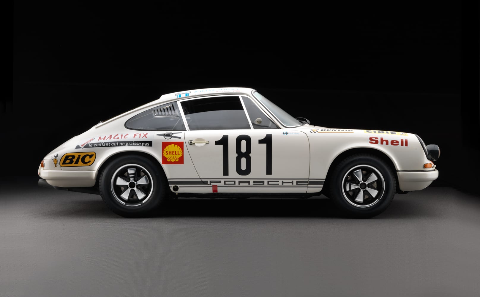 911 R — Exterior