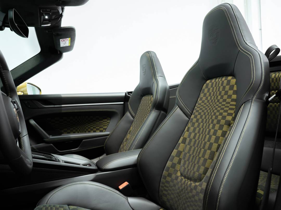 Spirit 70 — Interior