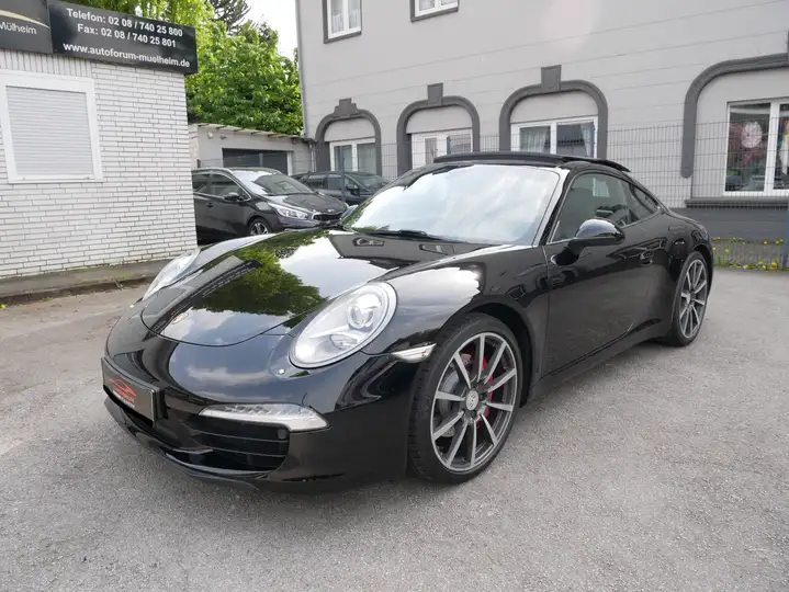 Carrera S — Exterior