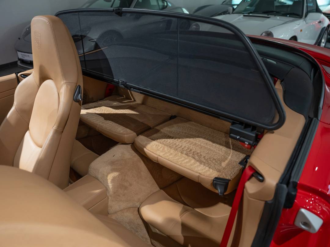 Turbo Cabriolet — Interior