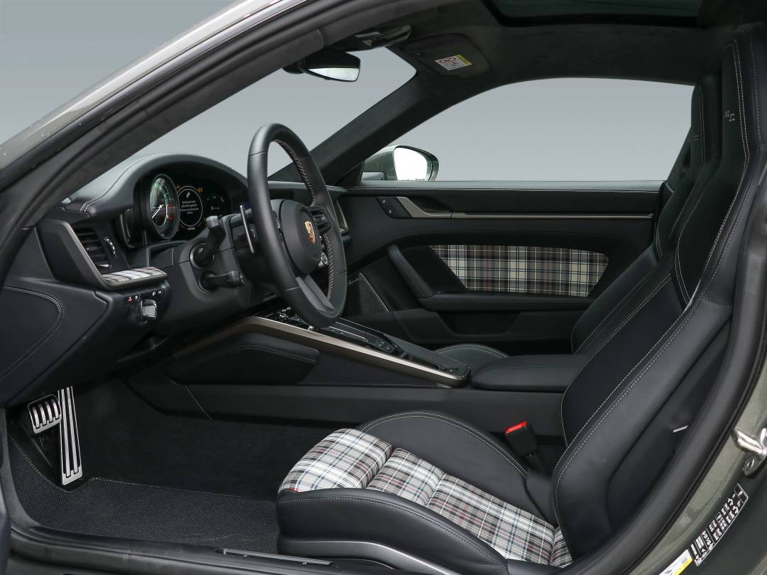 Turbo 50 Years — Interior