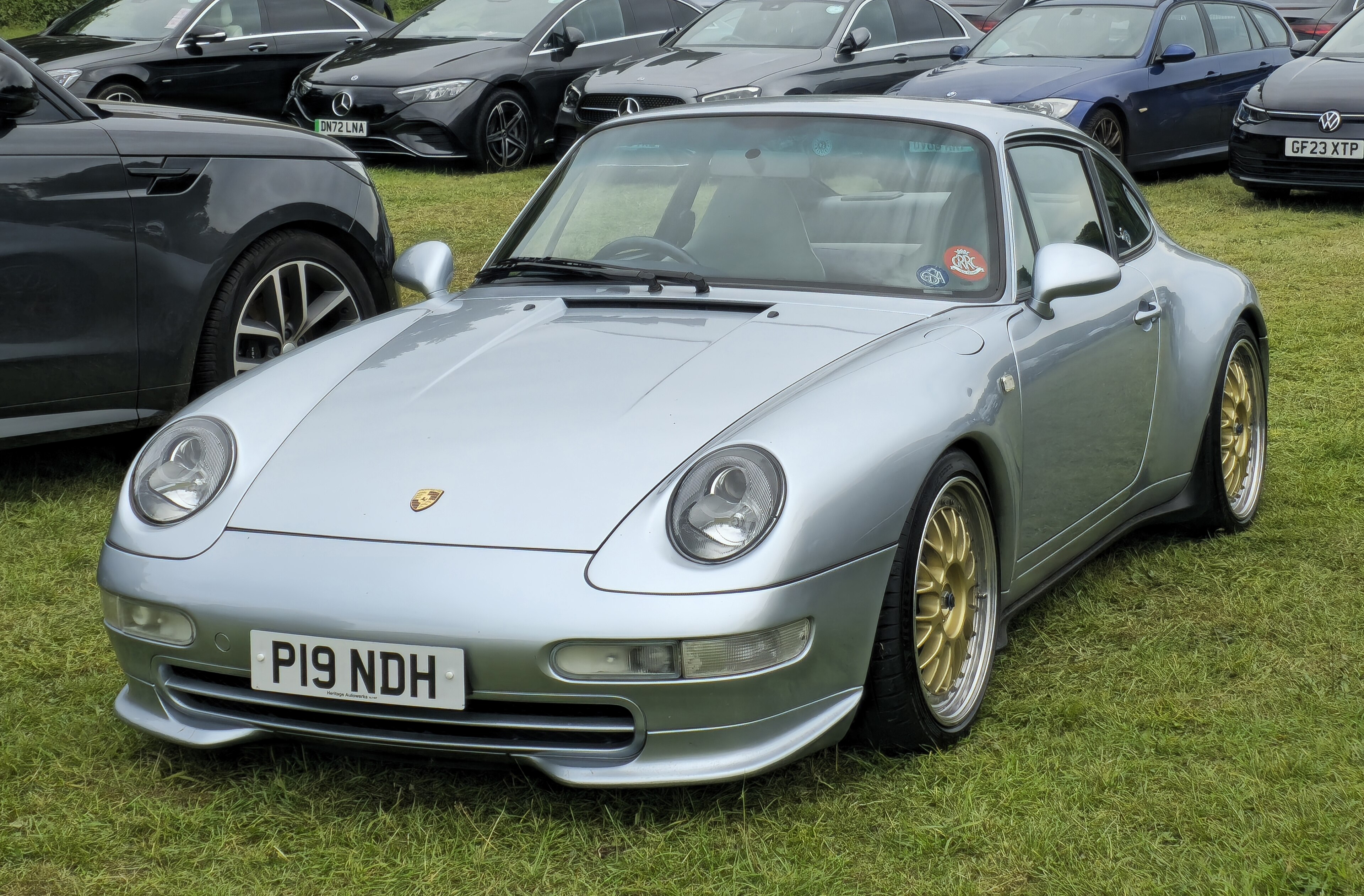 Carrera 4 — Exterior