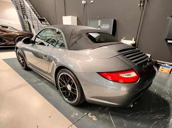 Carrera 4 GTS Cabriolet — Exterior