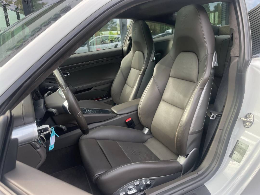 Turbo — Interior