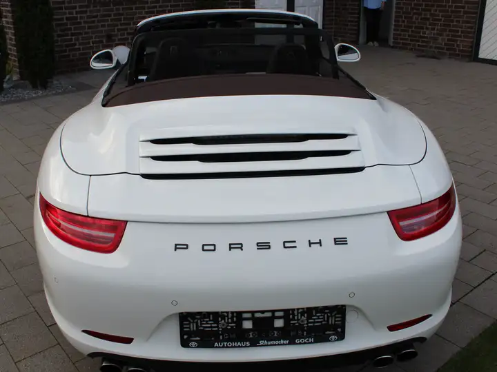 Carrera S Cabriolet — Exterior