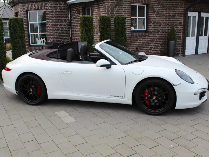Carrera S Cabriolet — Exterior