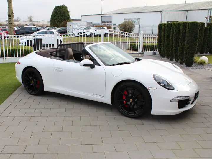 Carrera S Cabriolet — Exterior
