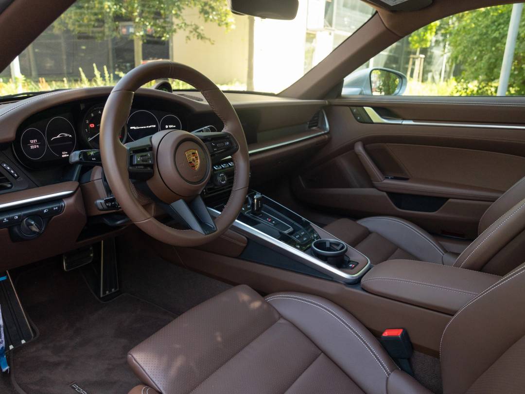 Carrera 4 GTS — Exterior