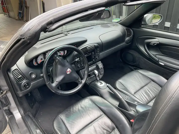 Turbo Cabriolet — Exterior