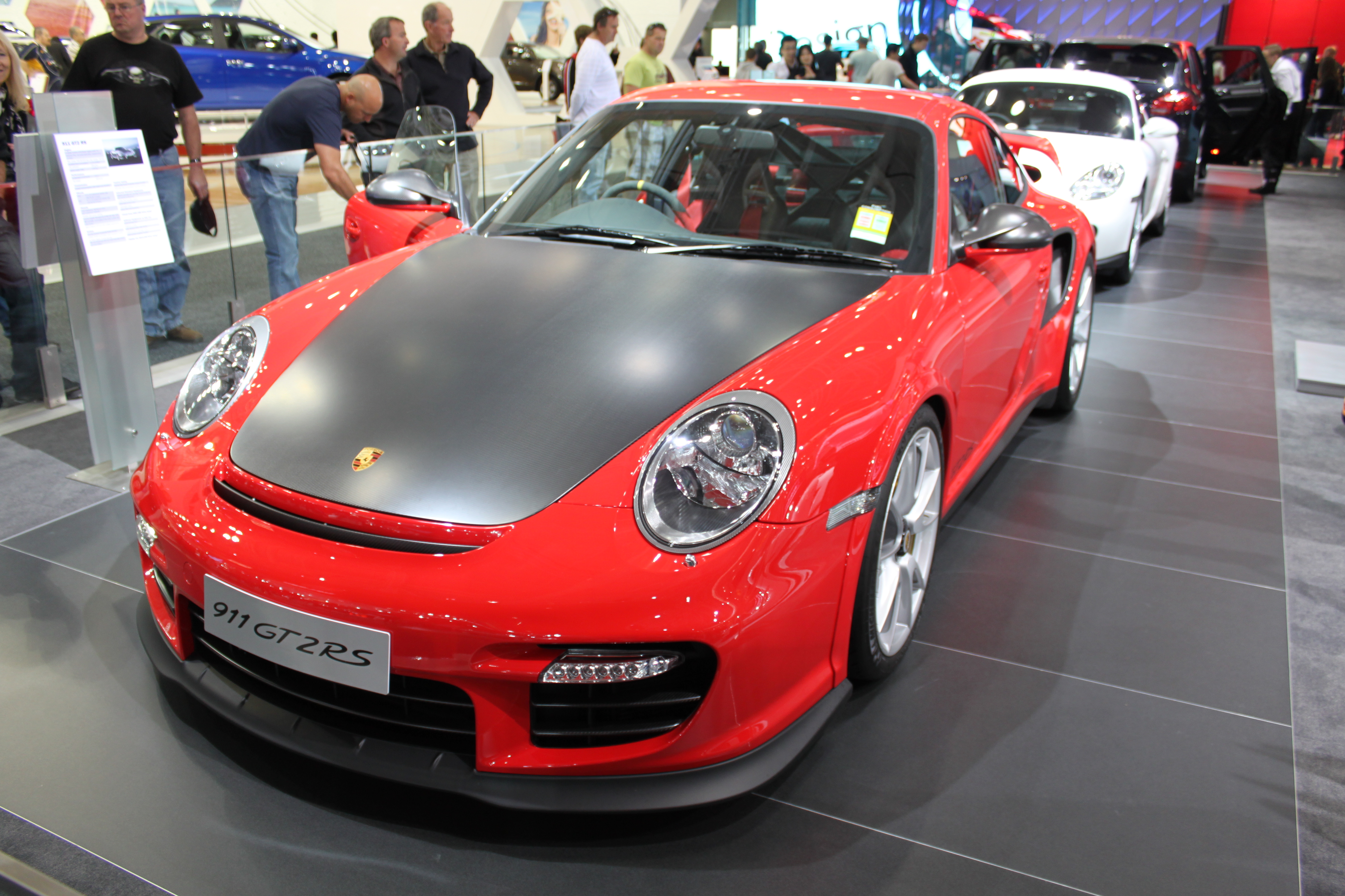 GT2 RS — Exterior
