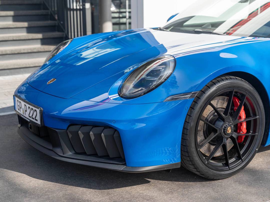 Carrera GTS T-Hybrid Cabriolet — Exterior