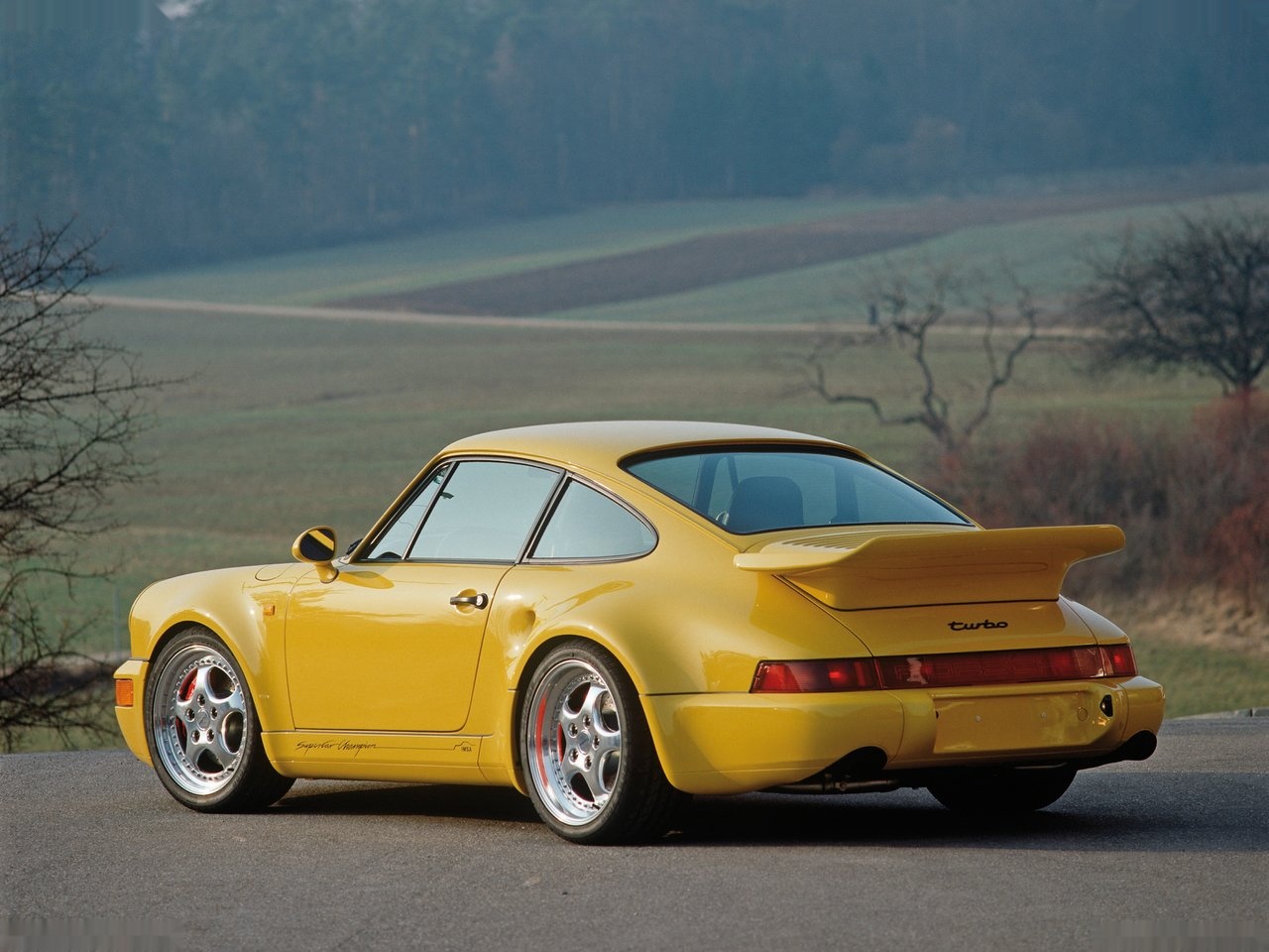 Turbo S Leichtbau — Exterior