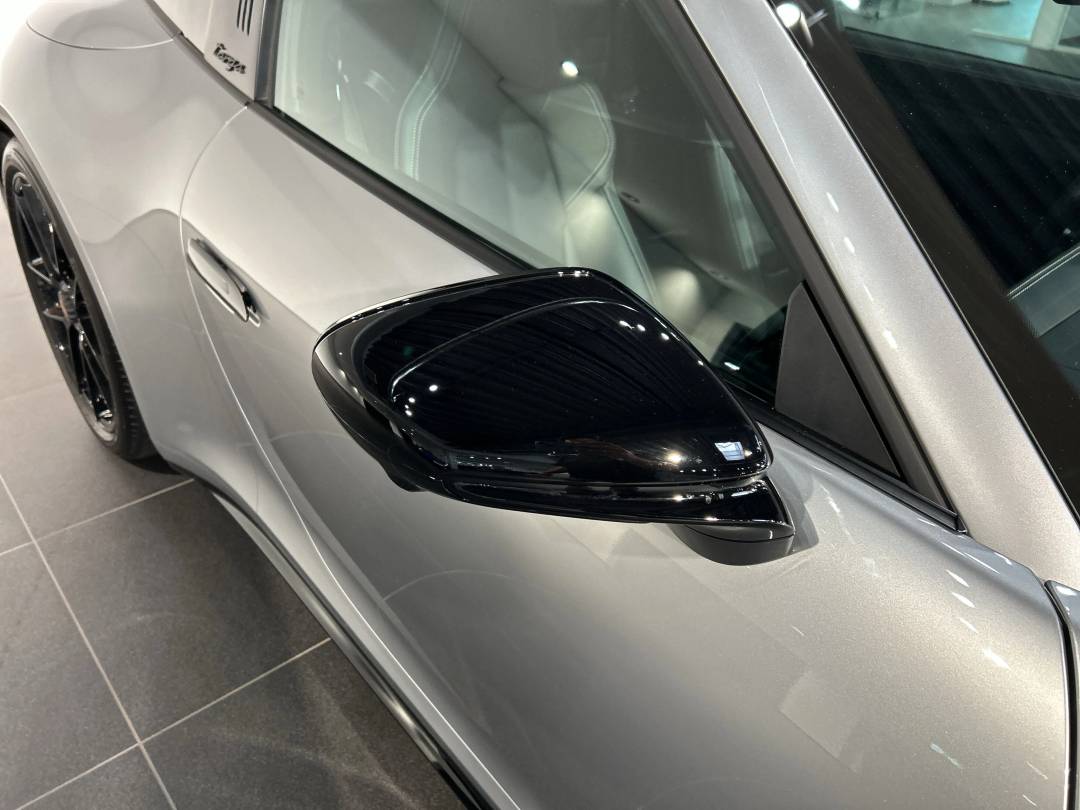 Targa 4 GTS T-Hybrid — Exterior