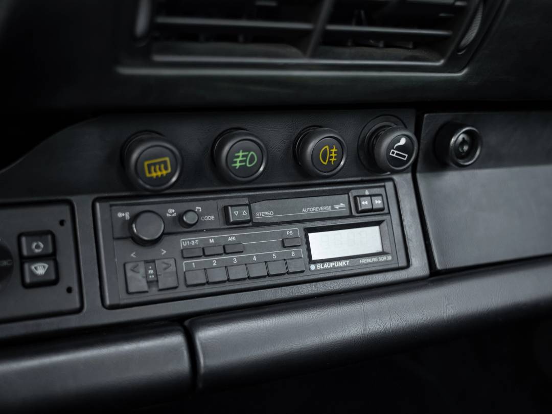Carrera 4 — Exterior