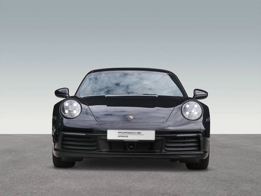 Carrera 4 — Exterior