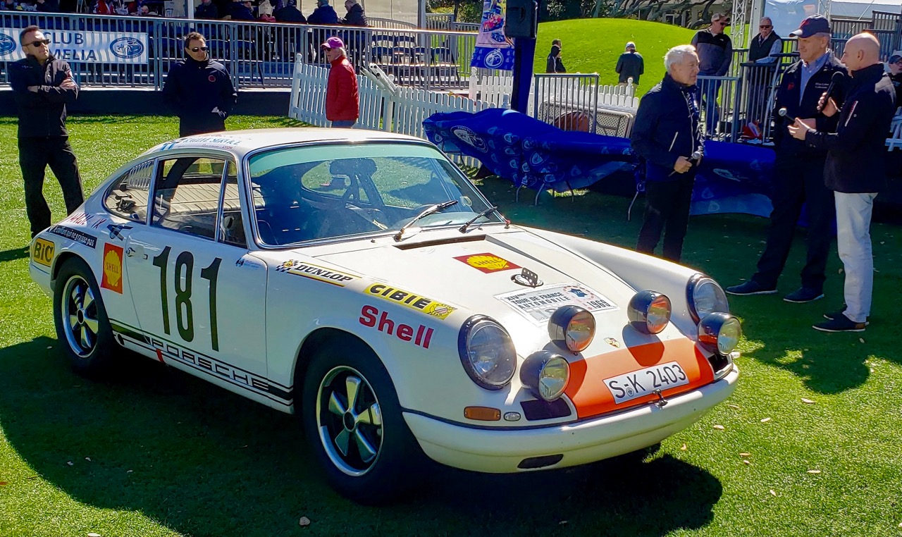 911 R — Exterior