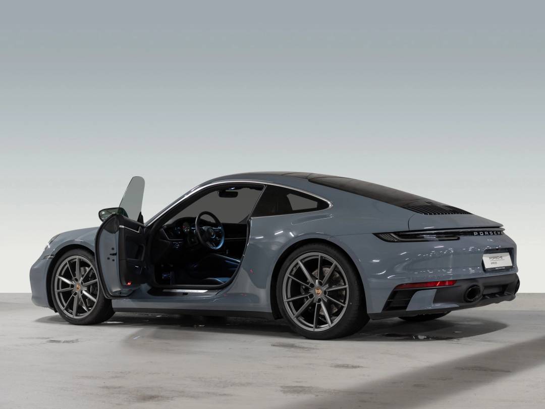 Carrera 4S — Exterior