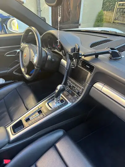 Carrera 4 — Exterior
