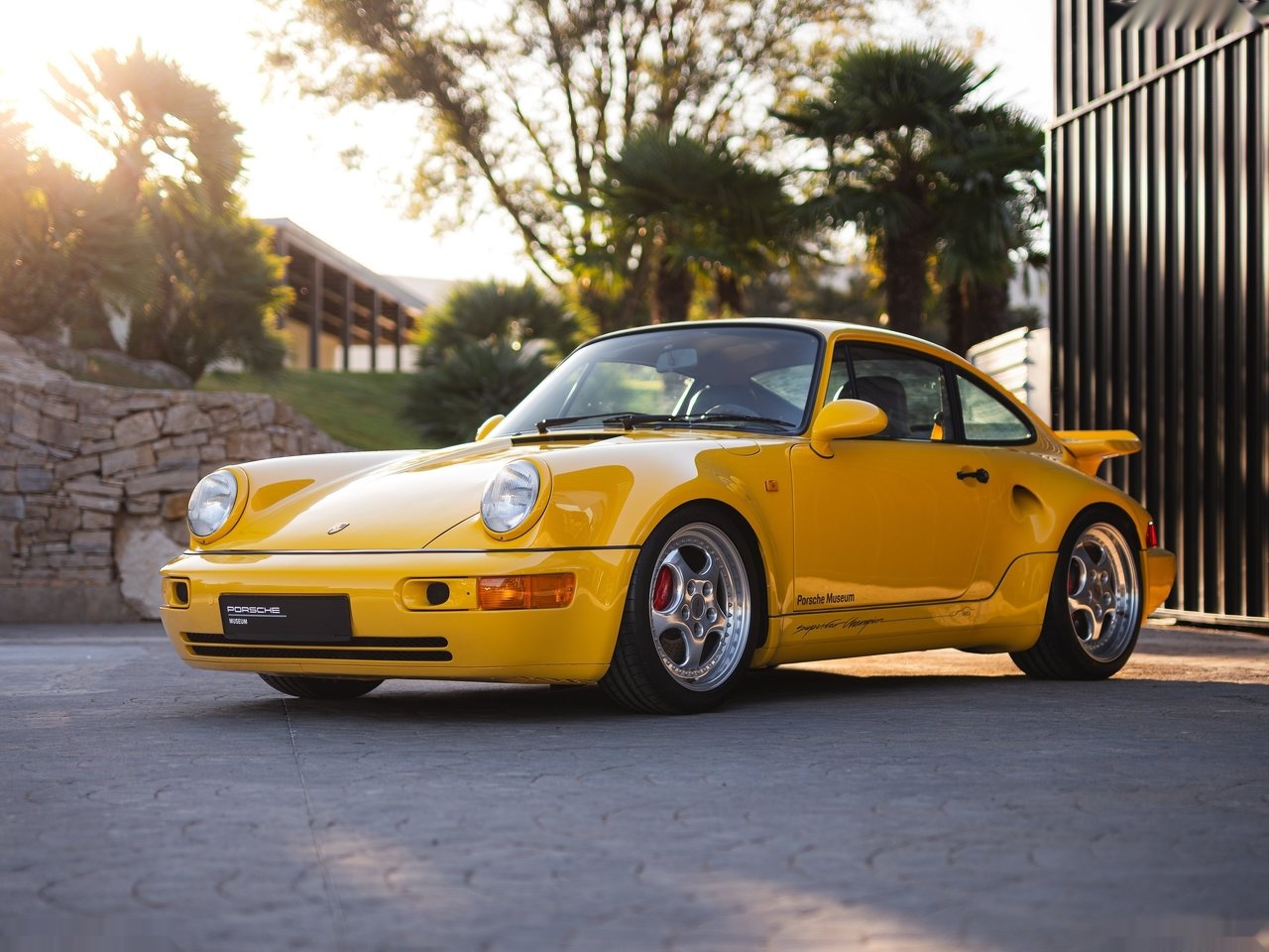 Turbo S Leichtbau — Exterior
