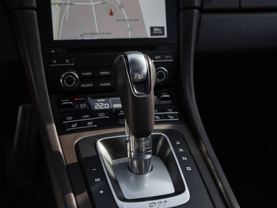 Turbo S — Interior