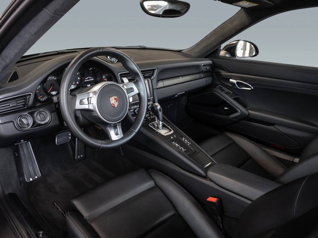 Carrera 4 GTS — Exterior