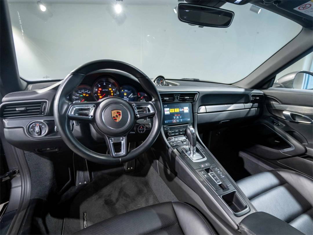 Carrera GTS Cabriolet — Exterior