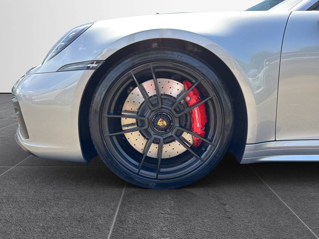 Carrera 4 GTS Cabriolet — Exterior
