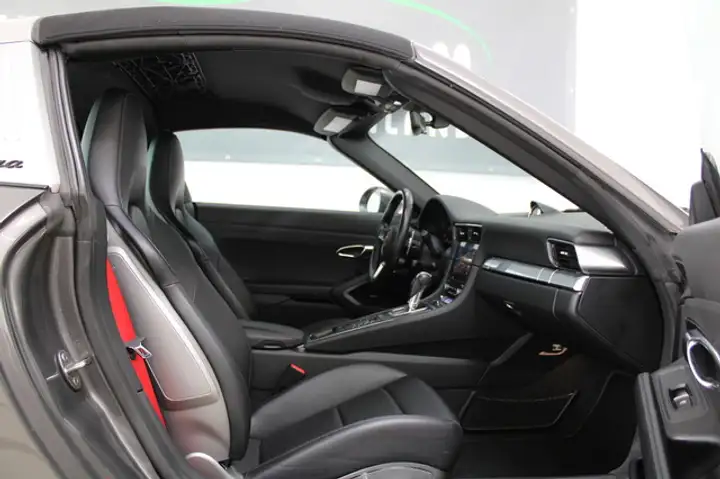 Targa 4S — Exterior