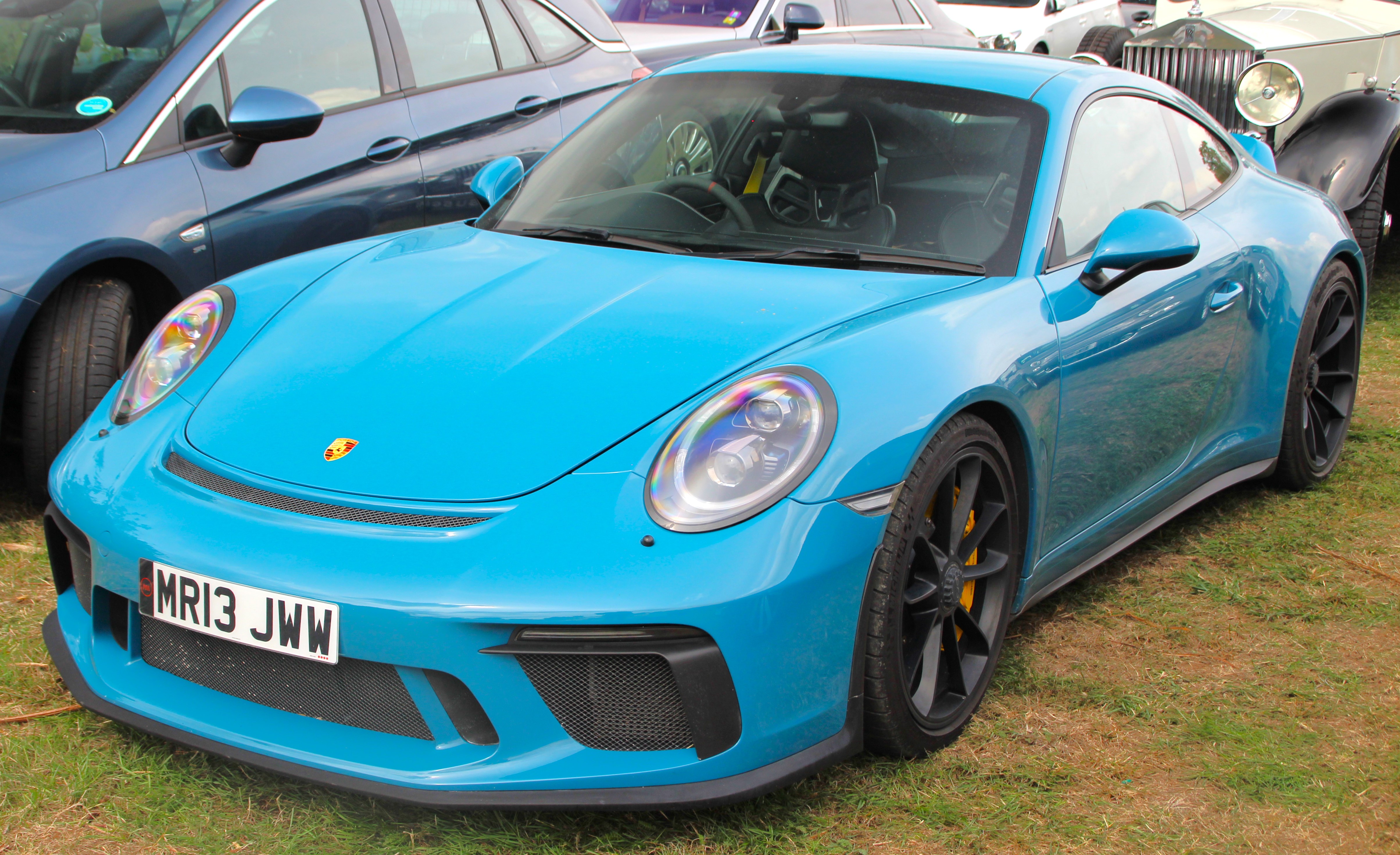 GT3 Touring — Exterior