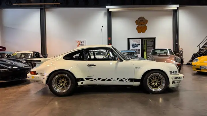 Carrera 3.0 — Exterior