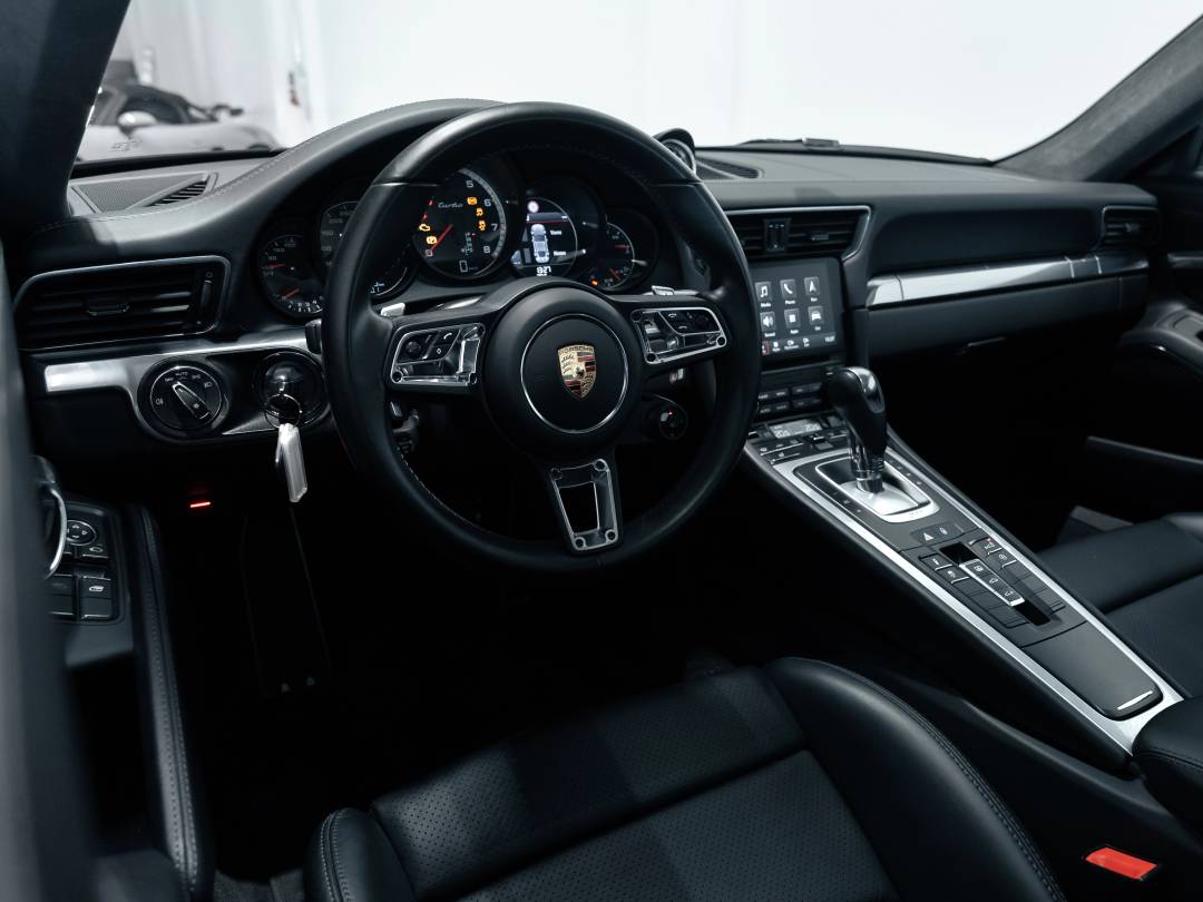 Turbo — Interior