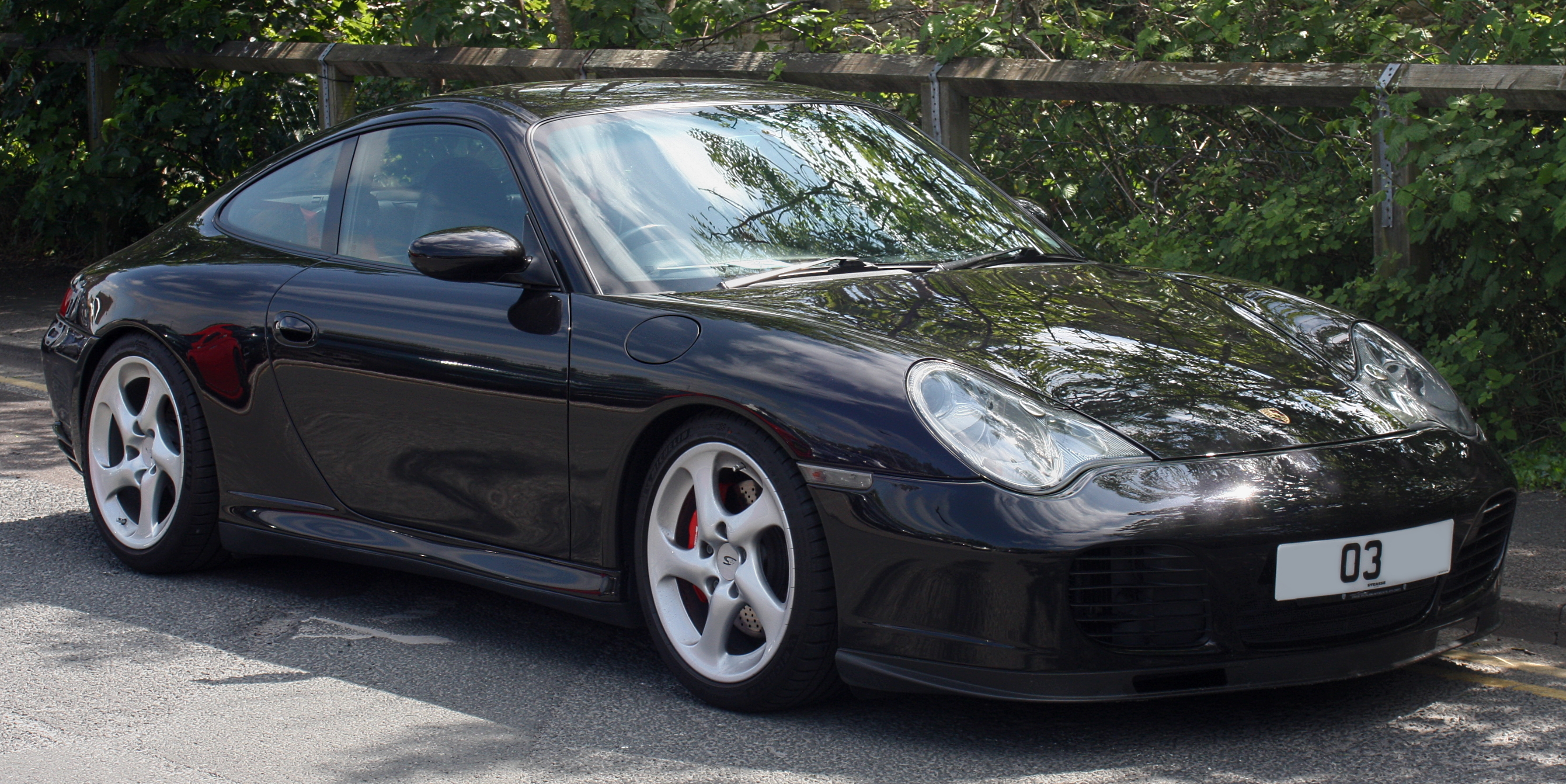 Carrera 4S — Exterior