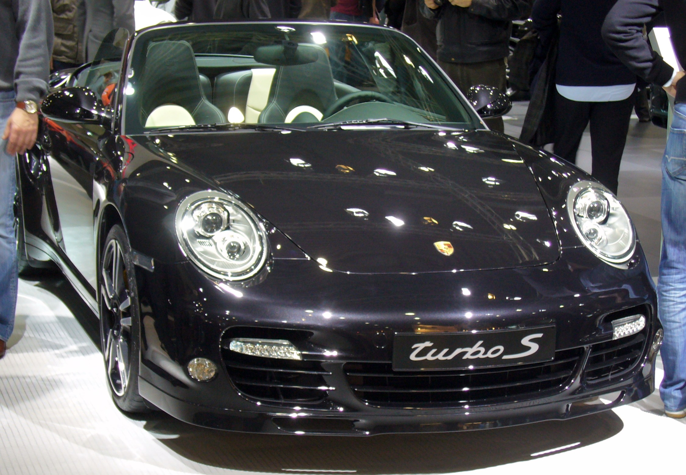 Turbo S Cabriolet — Exterior