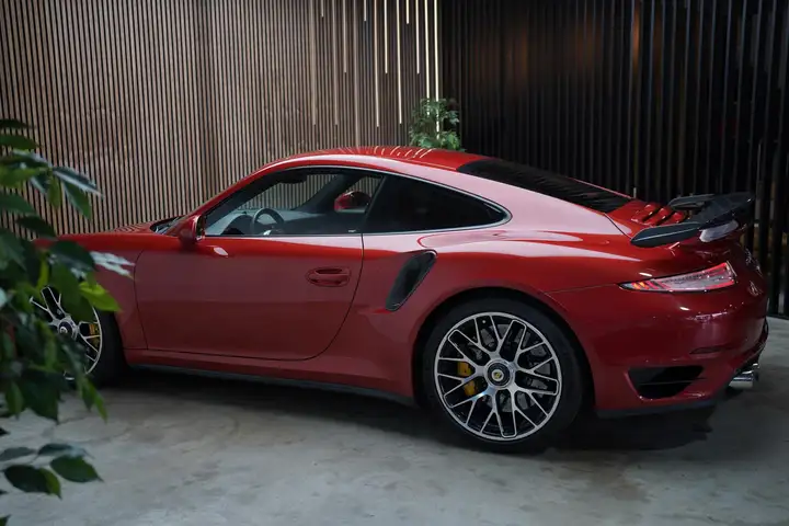 Turbo S — Exterior