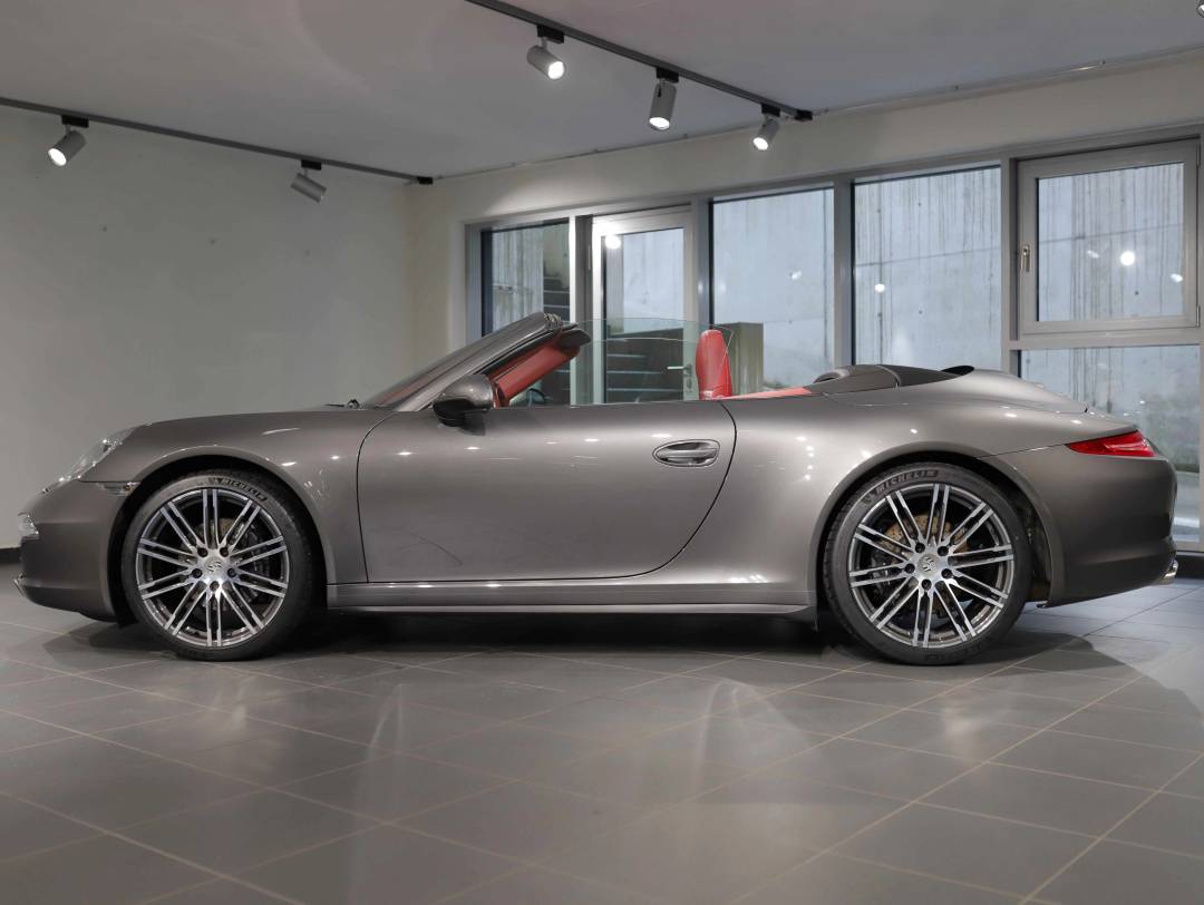 Carrera 4 Cabriolet — Exterior