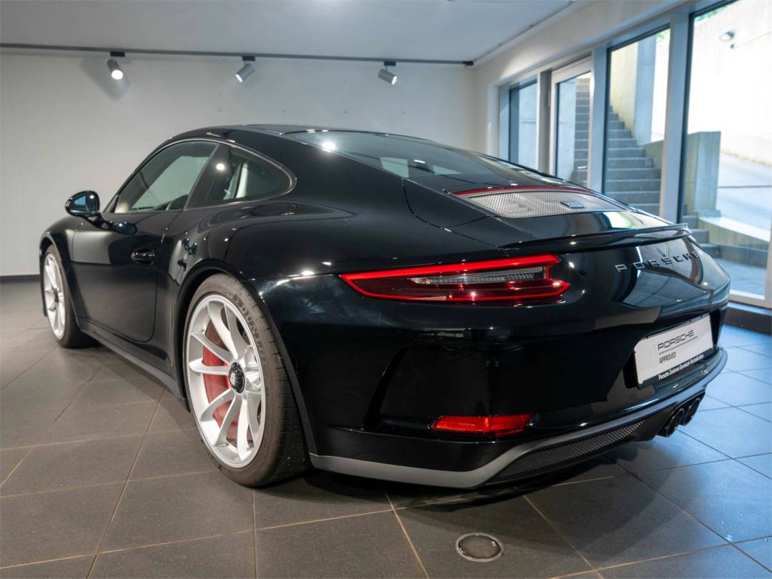 GT3 — Exterior