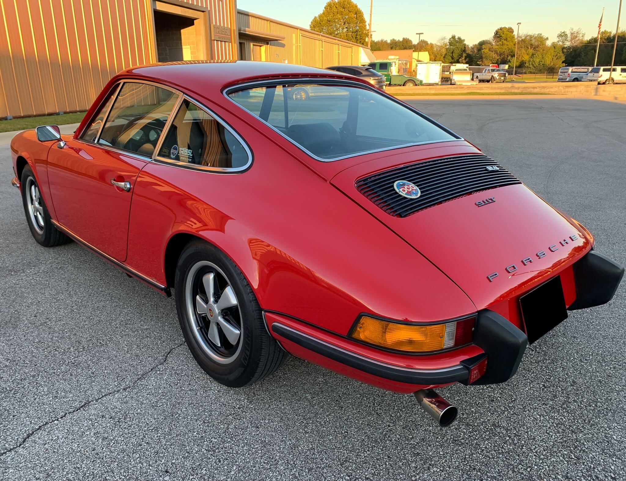911 T 2.4 — Exterior