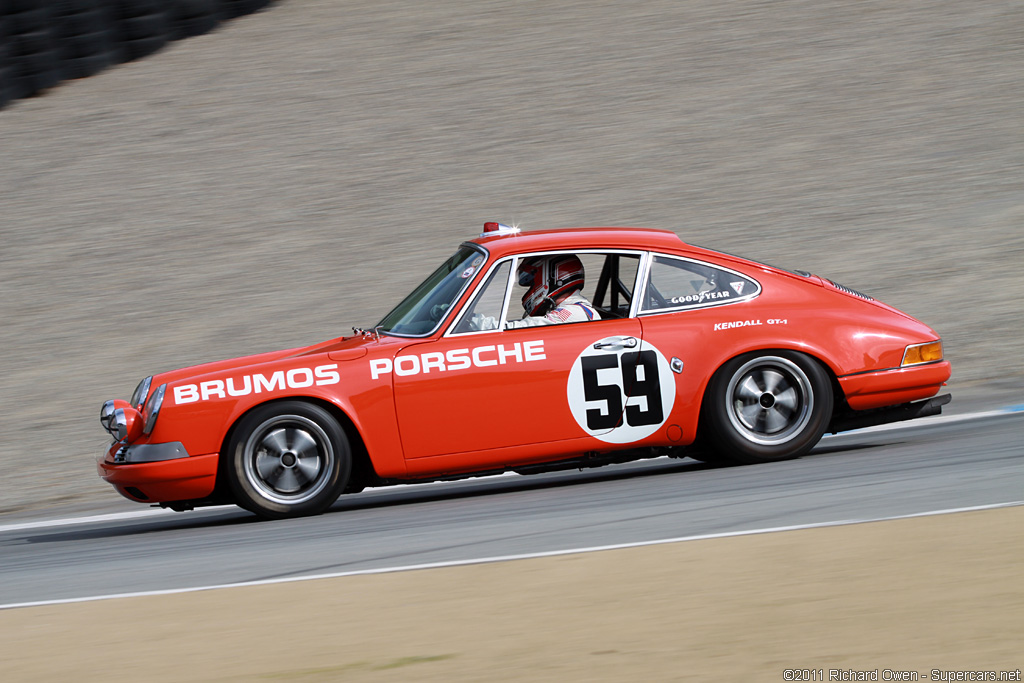 911 S 2.2 — Exterior