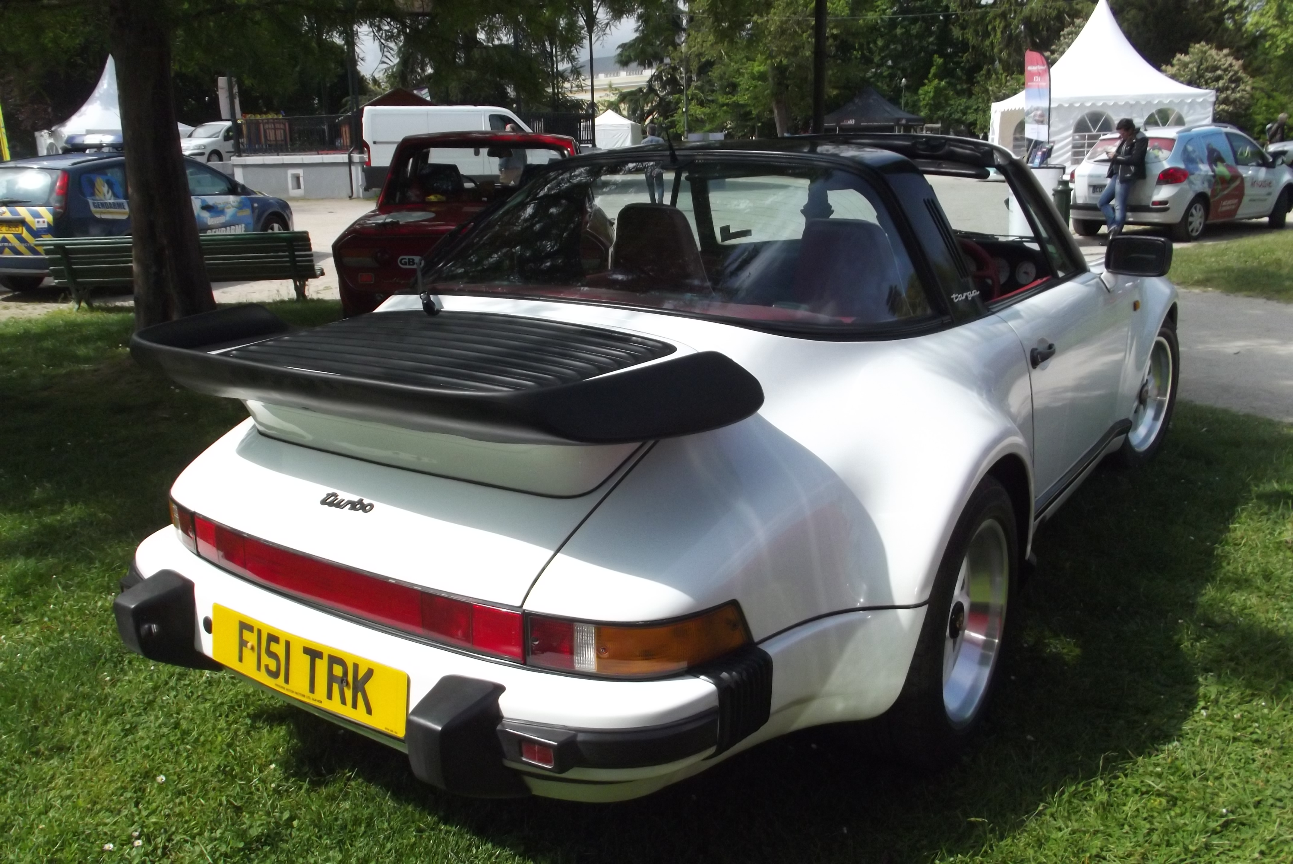Turbo 3.3 Targa — Exterior