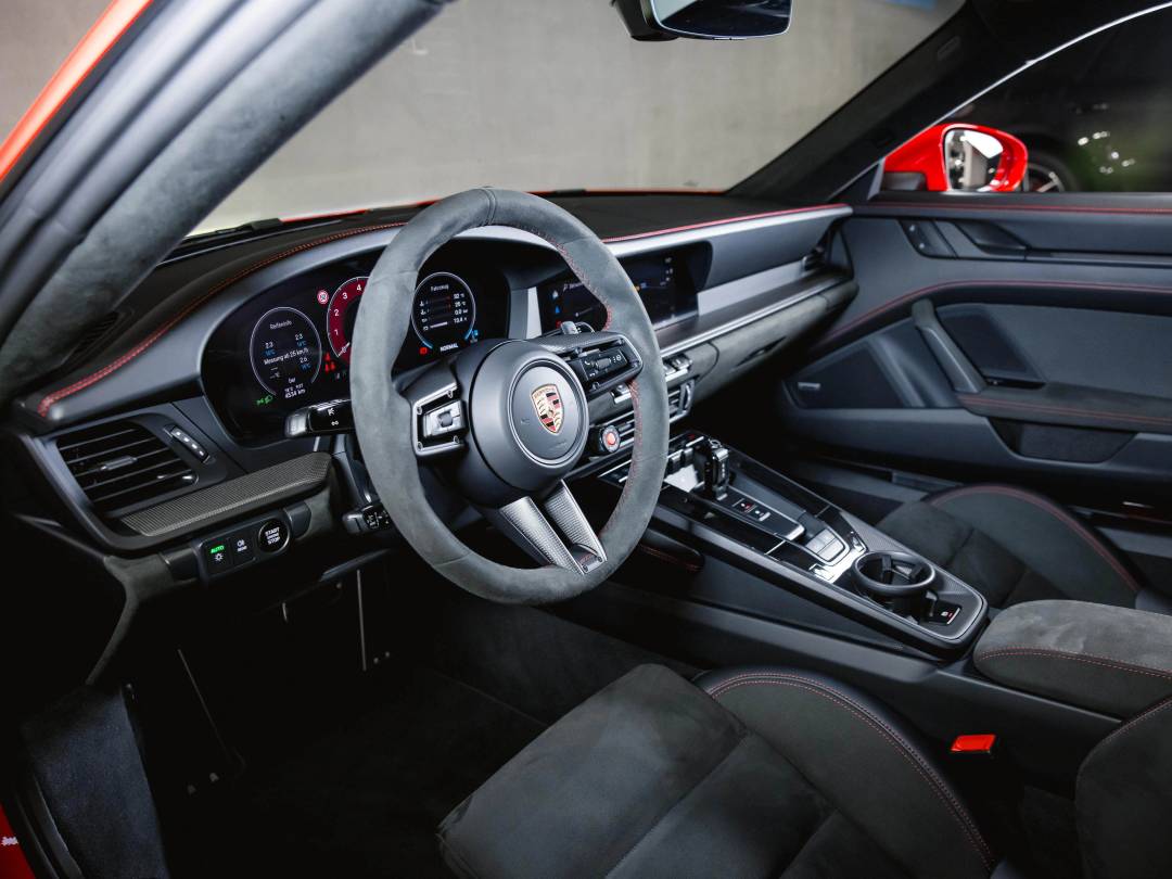 Carrera 4 GTS T-Hybrid — Exterior