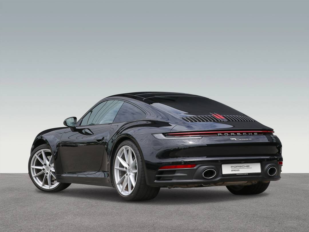 Carrera 4 — Exterior