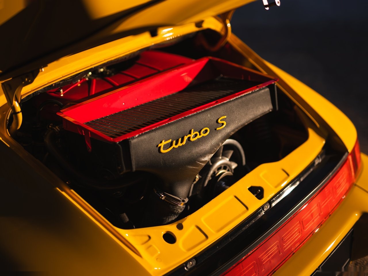 Turbo S Leichtbau — Exterior