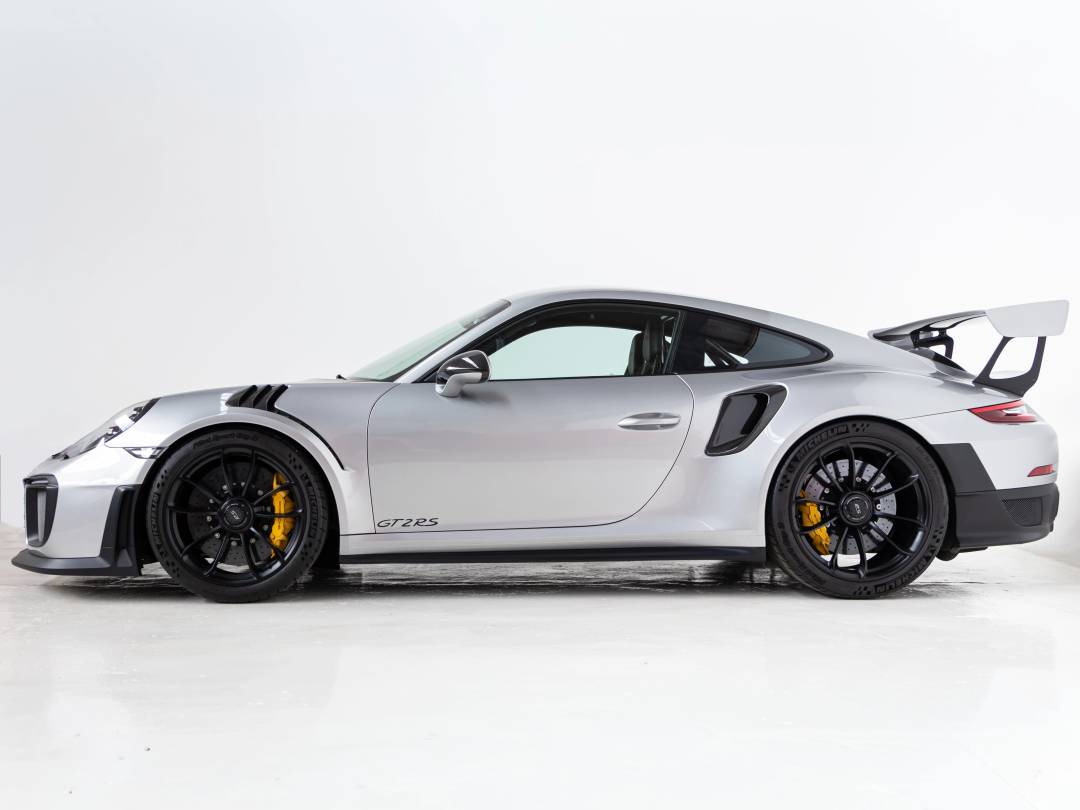 GT2 RS — Exterior