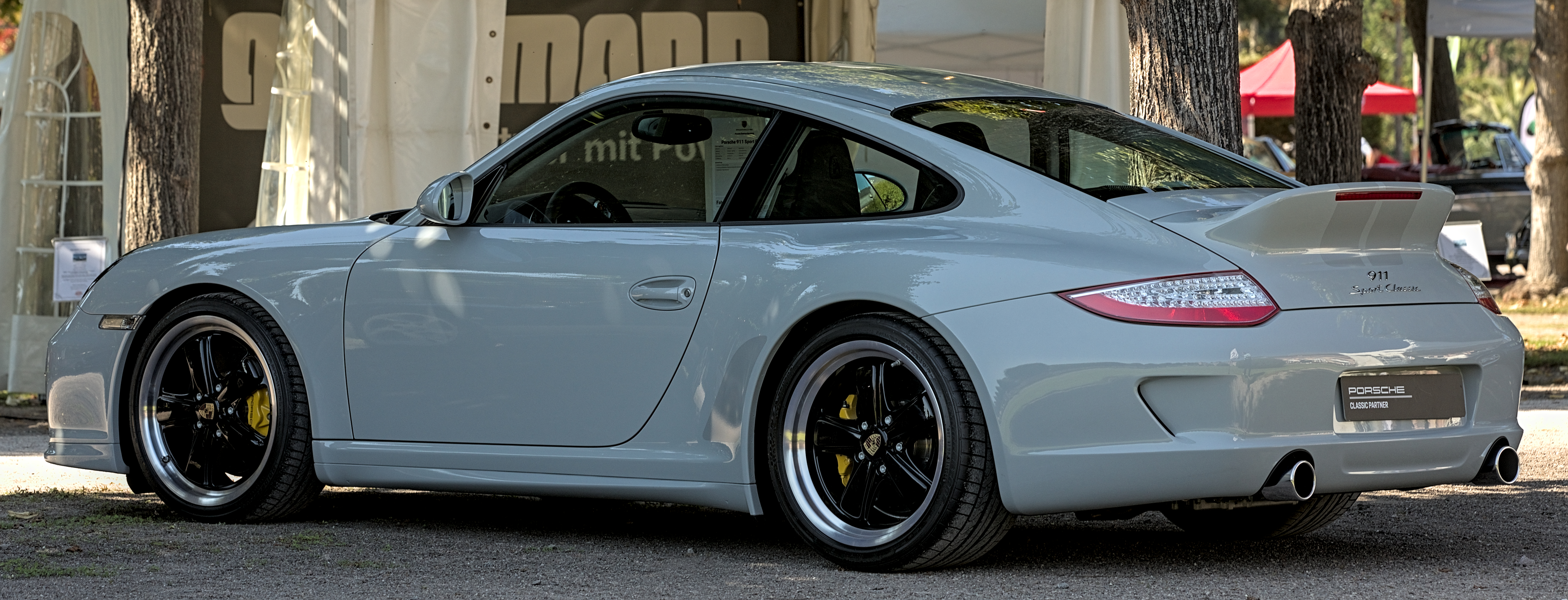 Sport Classic — Exterior