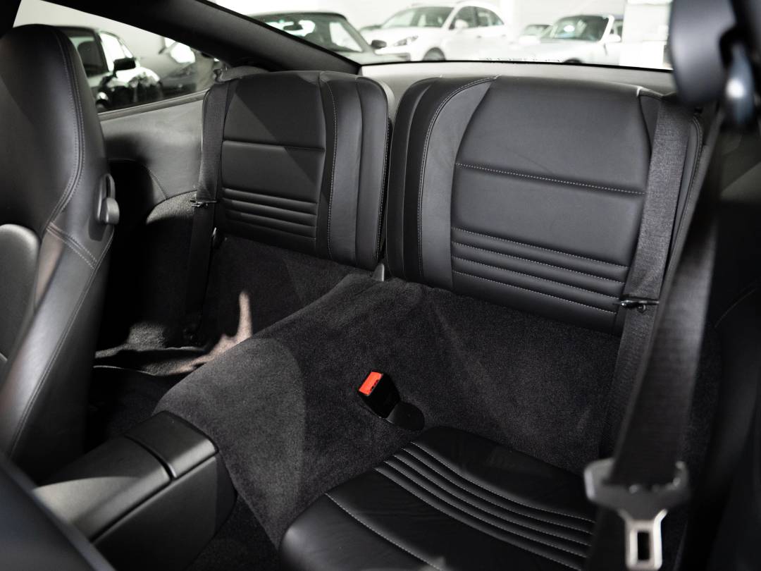 Carrera 4 — Interior