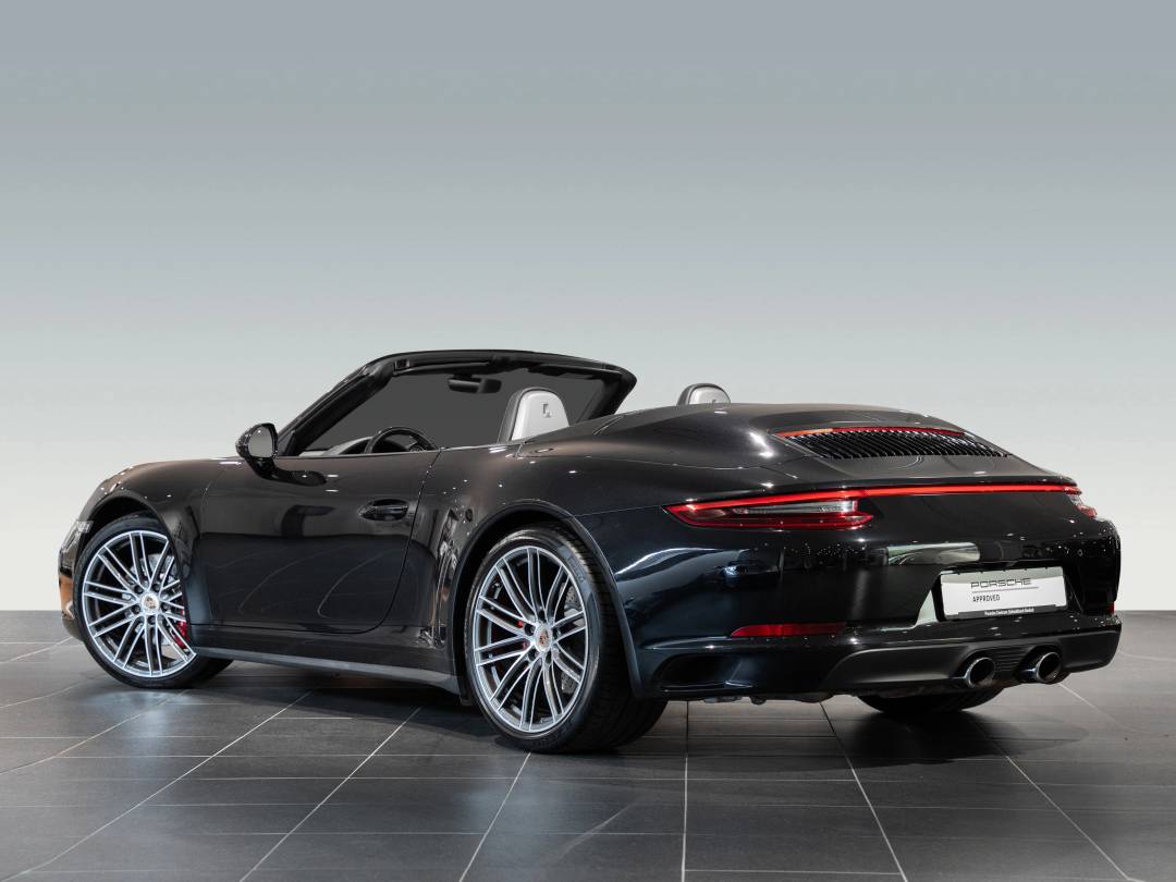 Carrera 4S Cabriolet — Exterior
