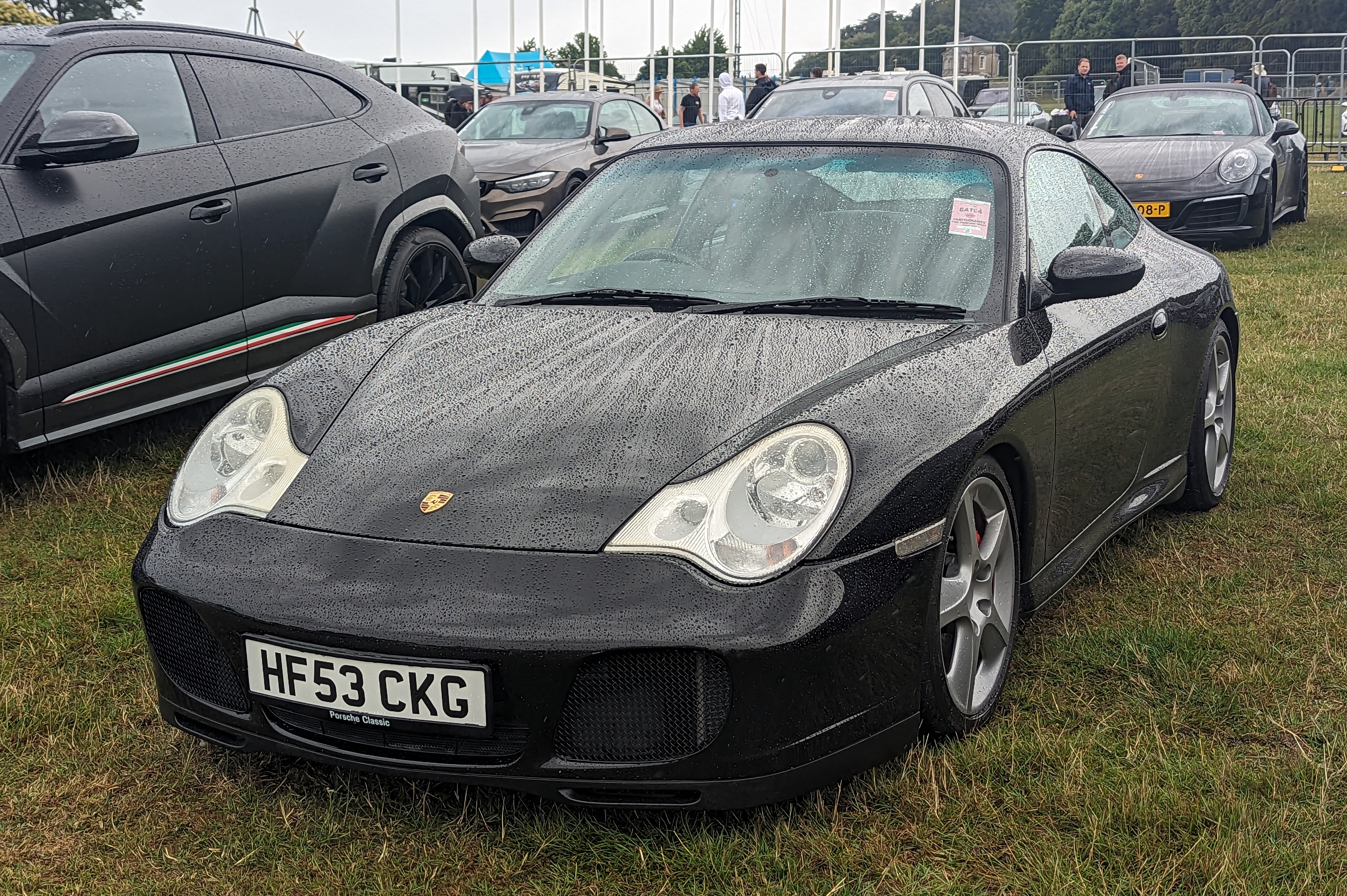 Carrera 4S — Exterior
