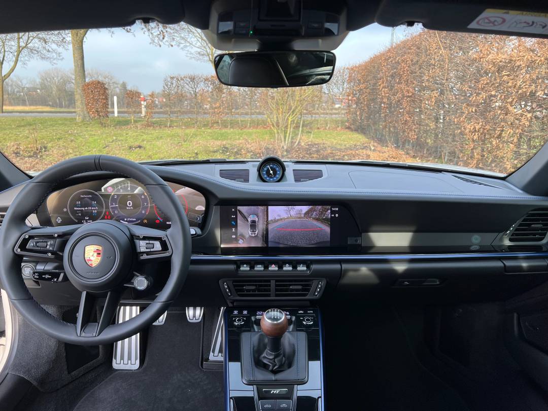 Carrera T Cabriolet — Interior